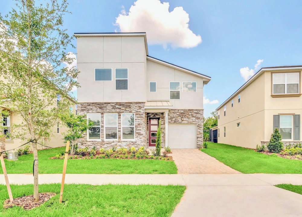 Solara 7BR Resort Home w Pool, Hot Tub & Games