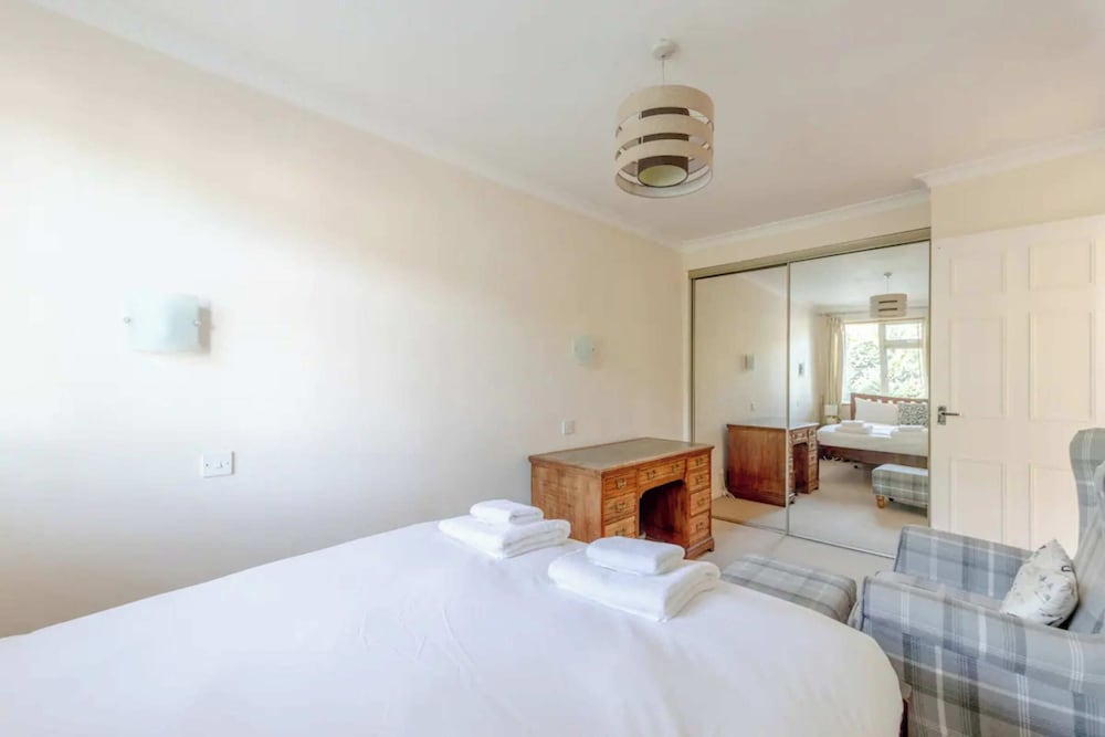 Lovely 3BD Family Home With Garden - Richmond!
