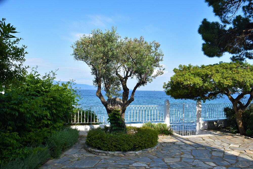 Villa Anthi view 4