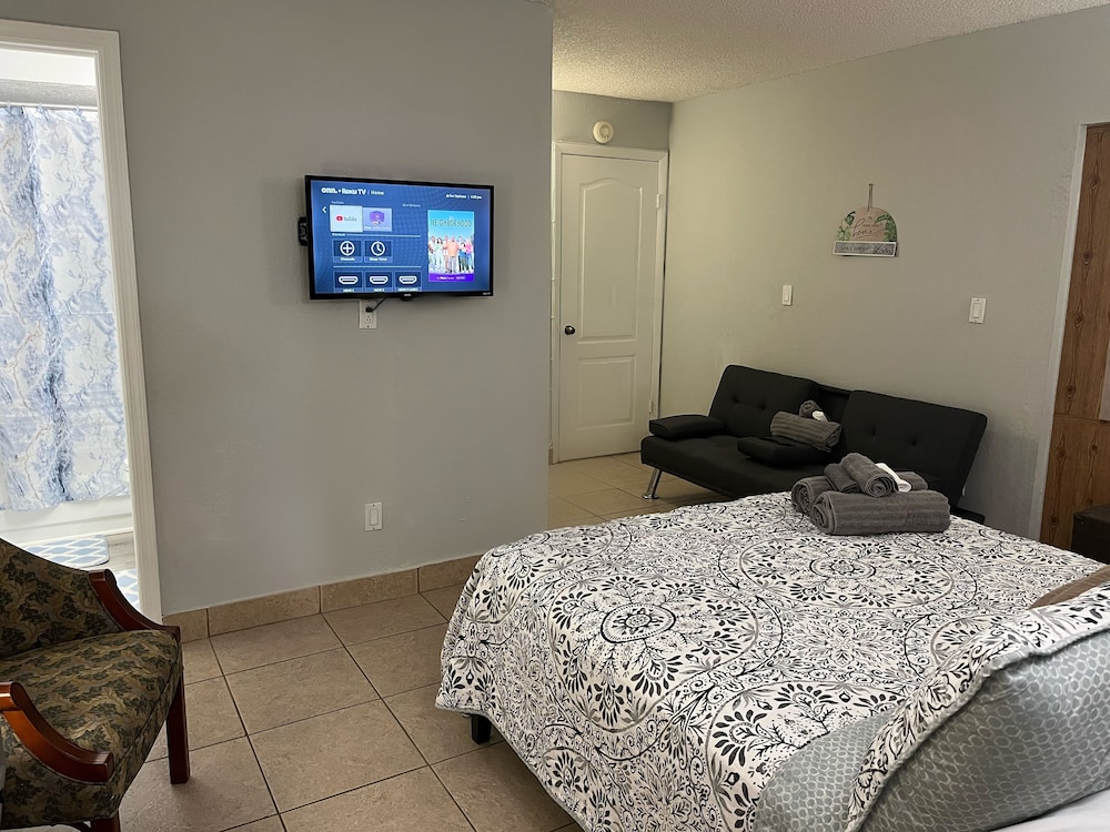 Amazing & cozy Duplex near Zoo Miami