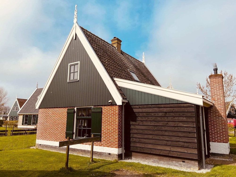 Modern Dutch Villa With Terrace