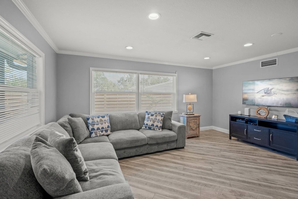 Silver Palm Retreat