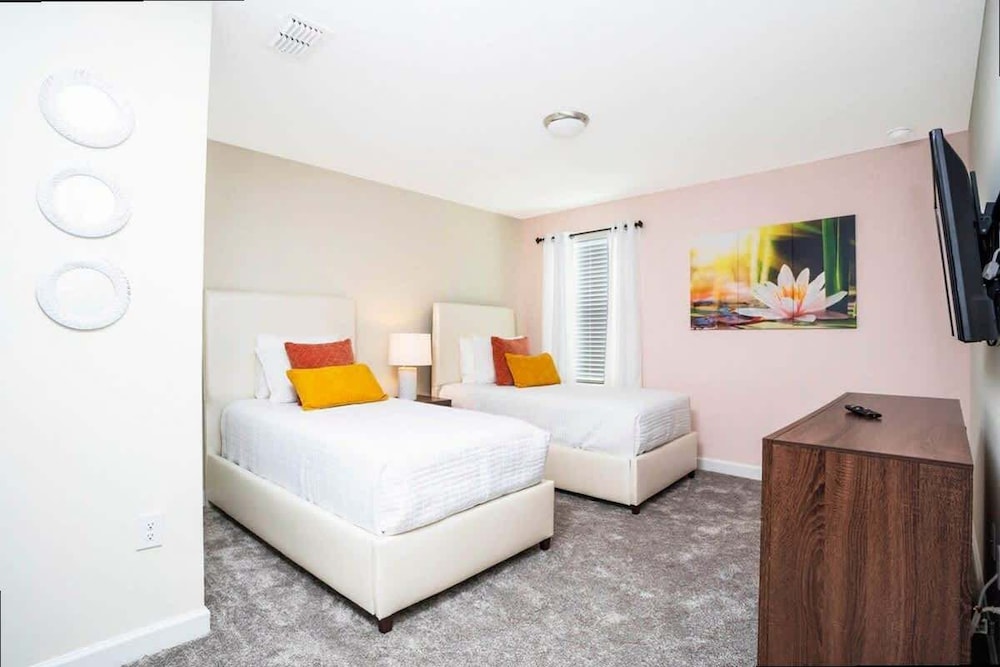 Spacious 7BR w Pool Spa Game Room Near Disney