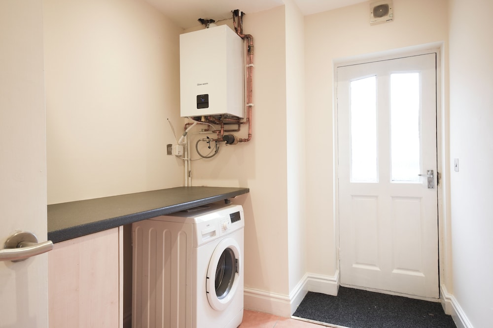Boughton House Apartments by Guestz
