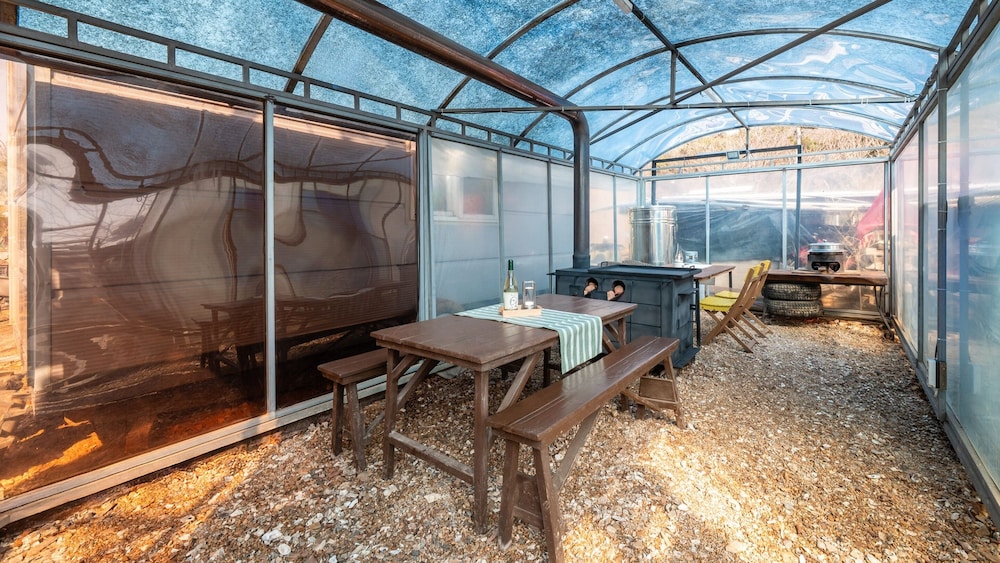 Yeongheungdo Rainbow Ocean View Pension