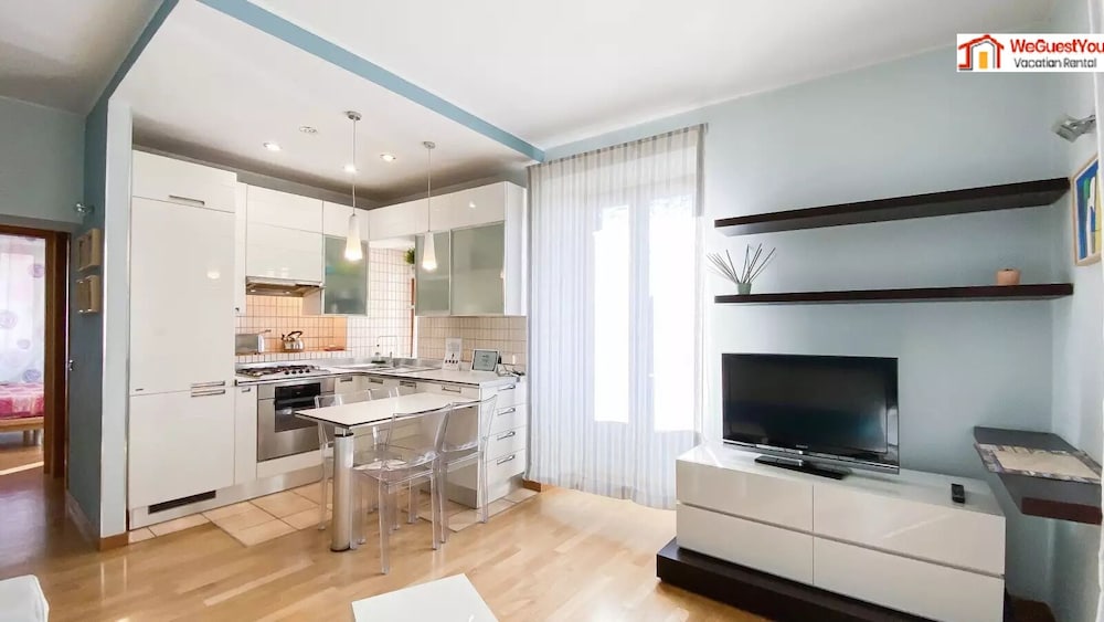 Zirma Six in the City - 2 bedroom apartment
