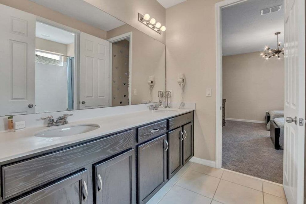 1513nassau 5 Bedroom Villa