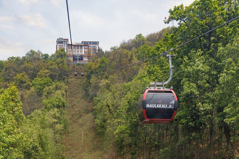 Ila Hotels and Resorts Maulakali