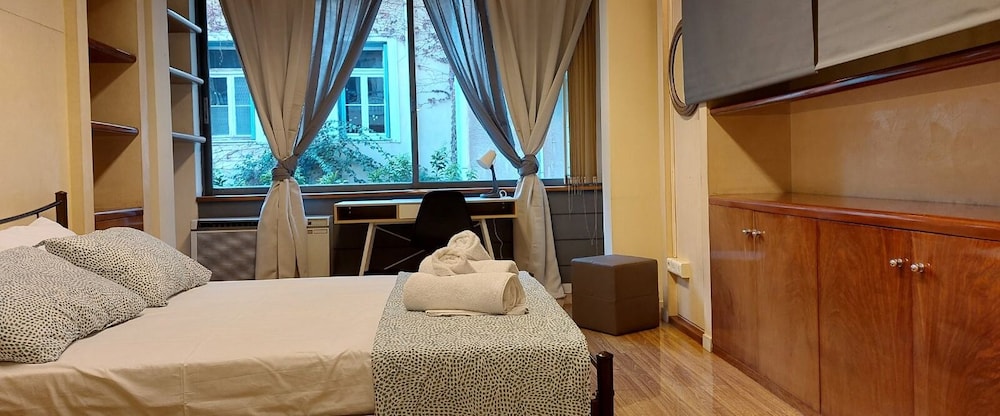 Deluxe apartment 12BD 6BATH