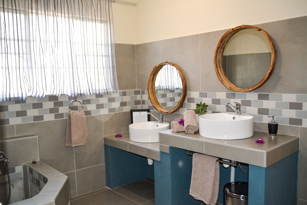 Gabus Safari Lodge