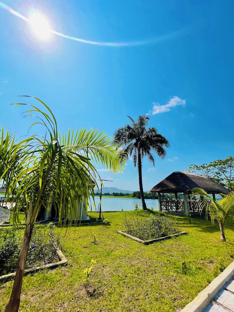 Platinum Blue Island Resort