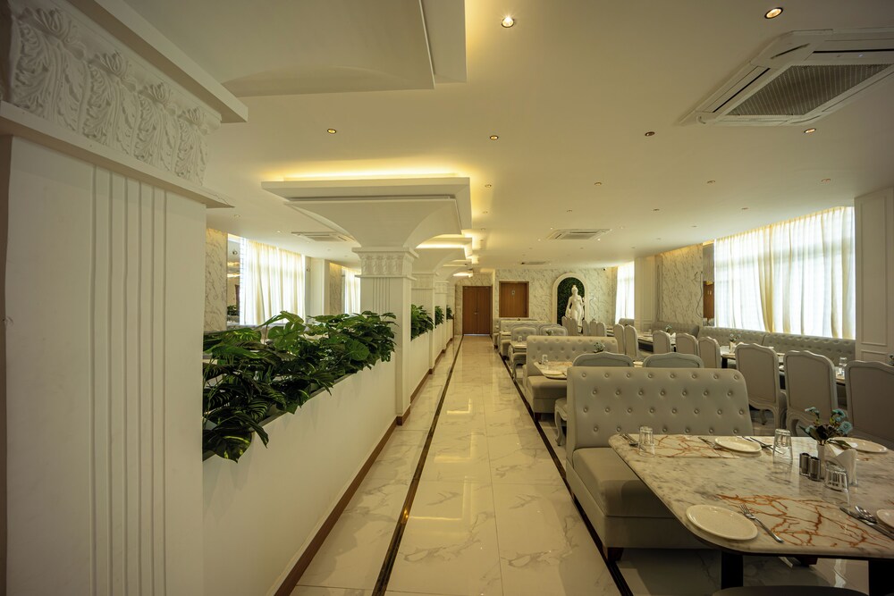 Pride heritage hotel