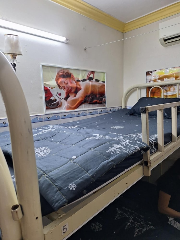 Mai Mai Hostel Homestay