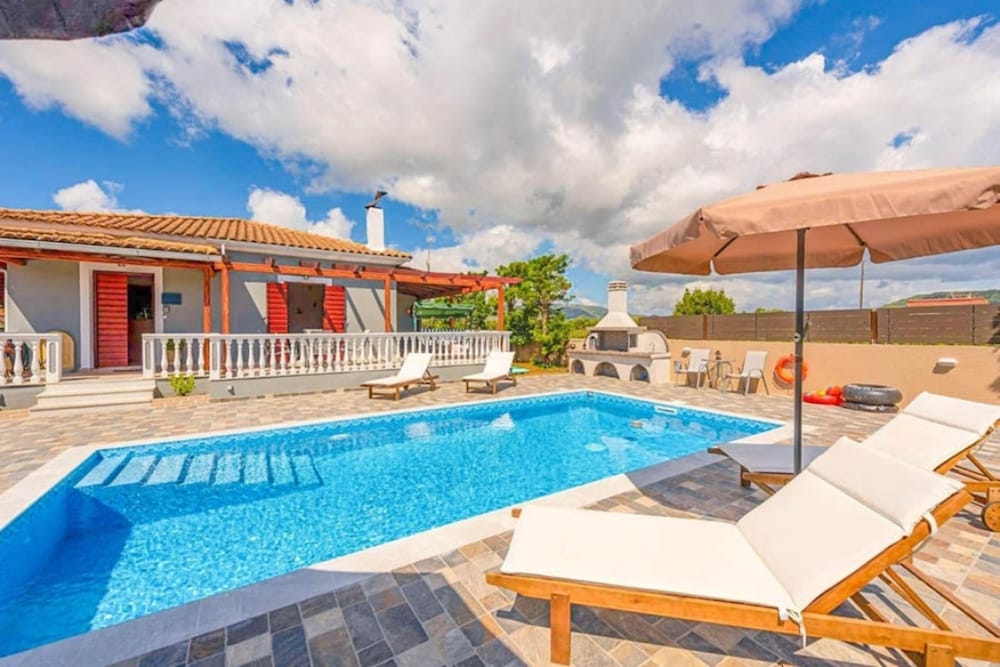 Villa Bora With Private Pool photo 5