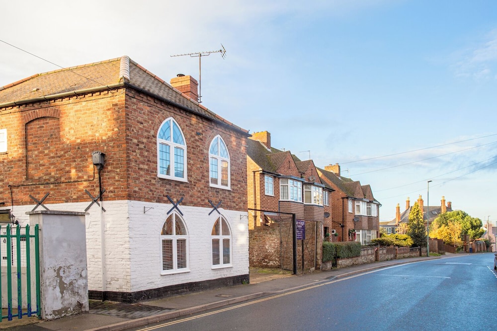 Charming 2 BD House in Tewkesbury Centre