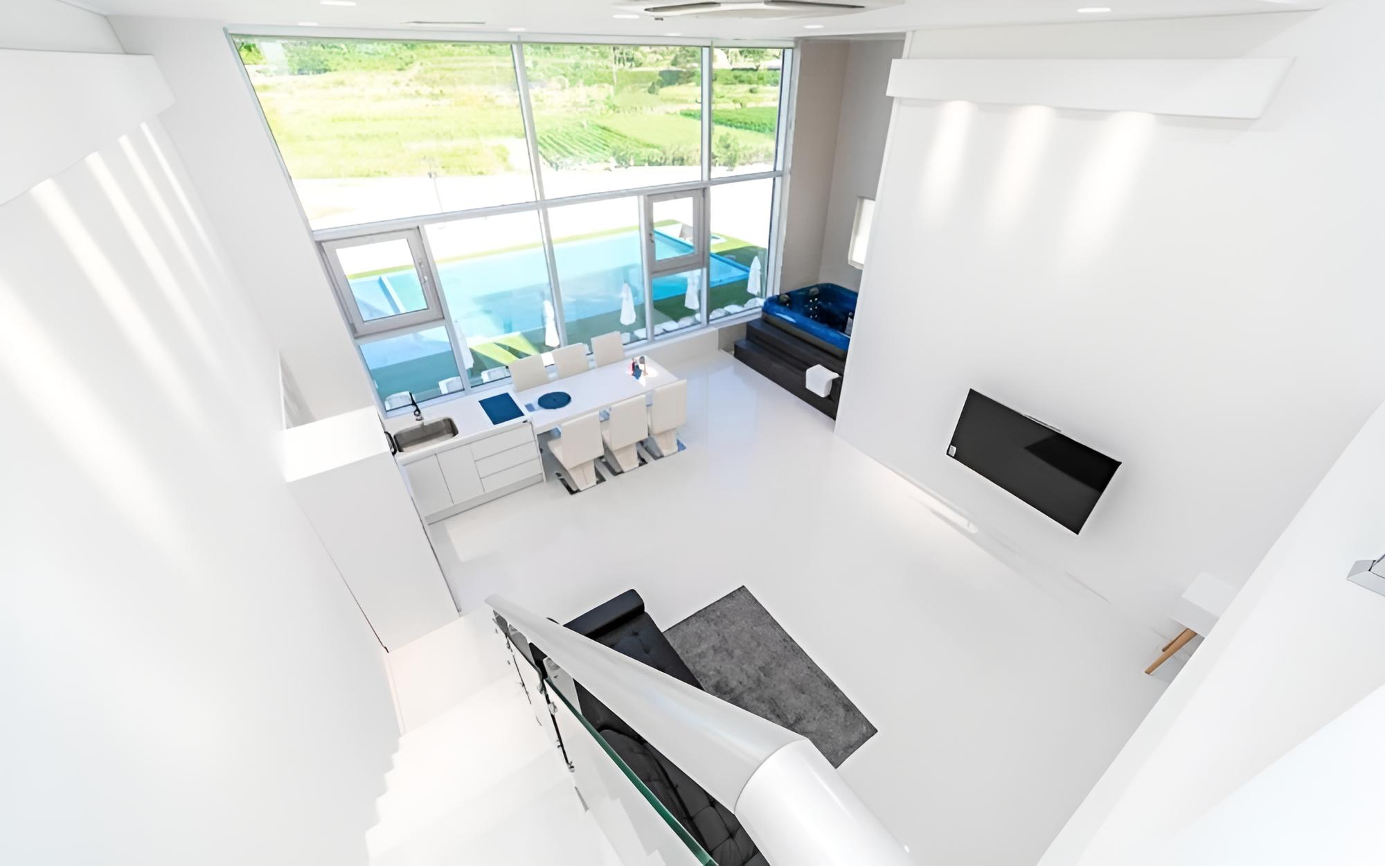 Danyang Le Blanc Pension view 3