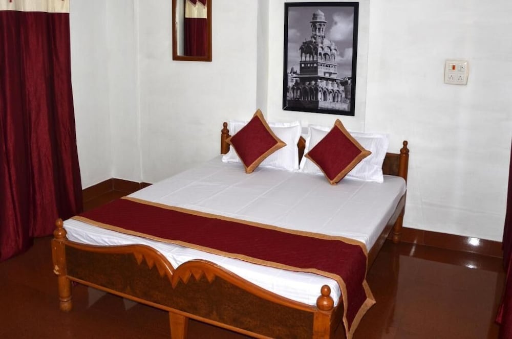 Gajanand Guest house
