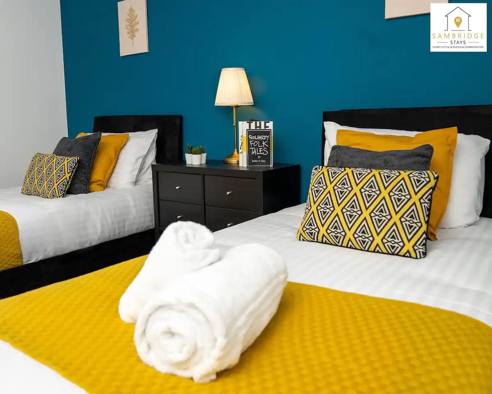 20 off Weekly Stays 5 Marina View Apt view 3