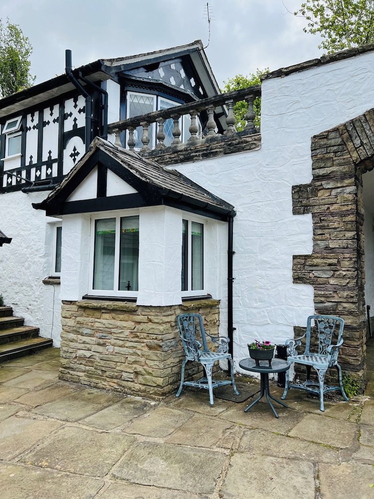 Pentre Cerrig Country House