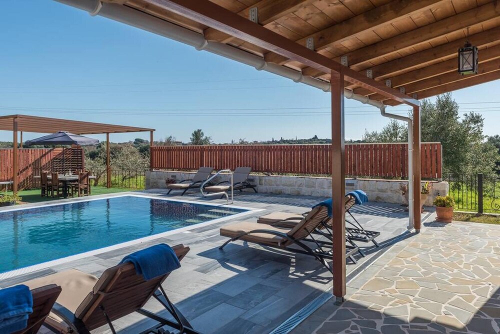 Villa Reggina at Chionata view 5