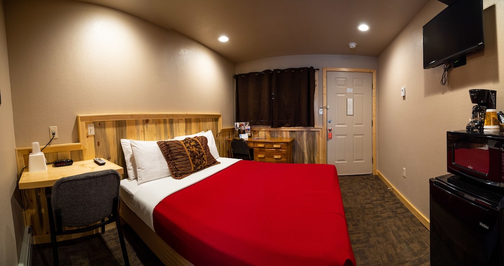 Triangle Motel