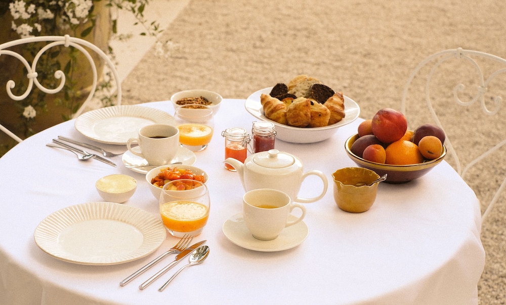 Le Galinier, Lourmarin, a Beaumier Guesthouse