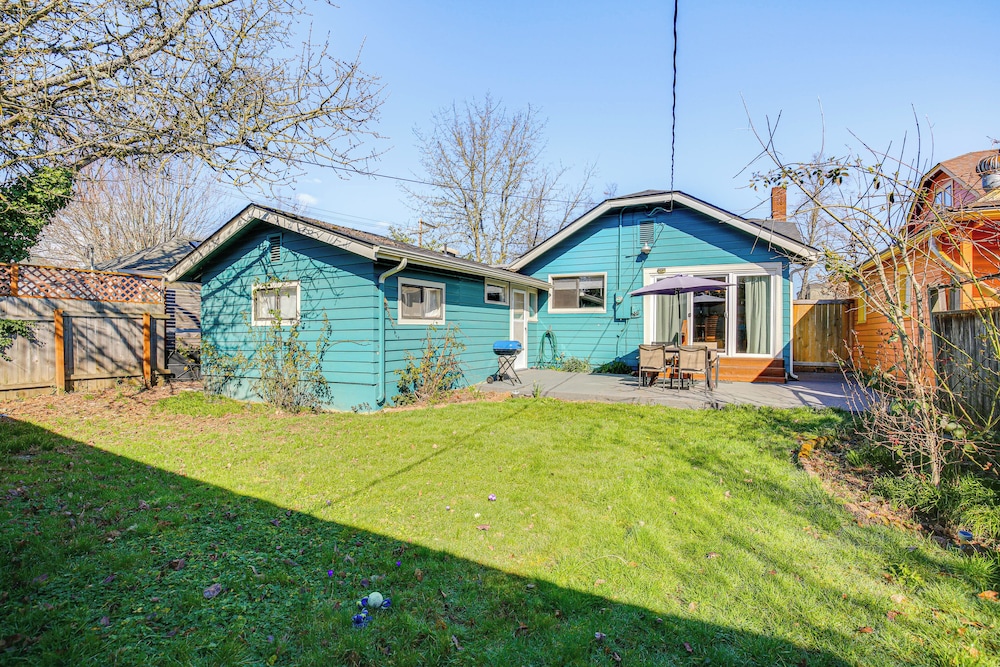 < 1 Mi to University of Oregon: Eugene Home