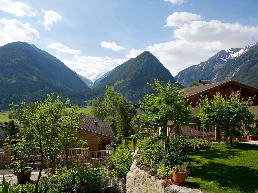 Penthouse in Wildkogel With Mountain Views
