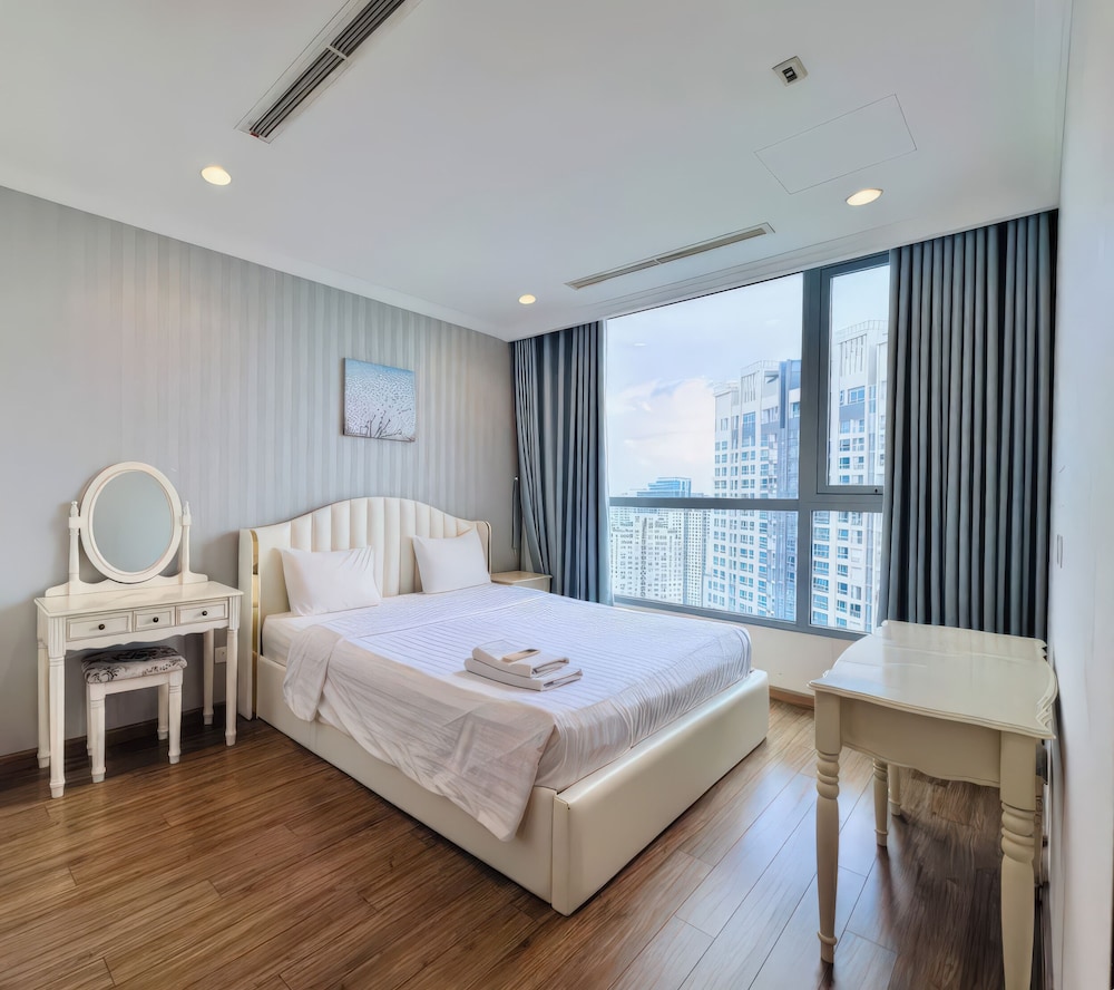 Urban Zen Saigon - Vinhomes Landmark 81