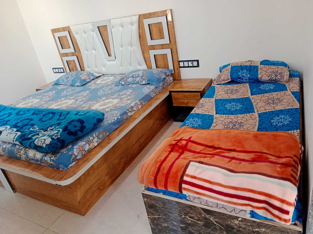 Hotel Radhe Krishna