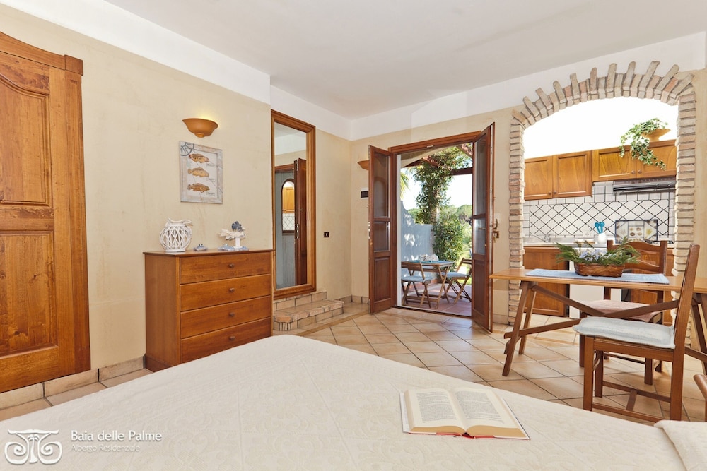Residence Baia Delle Palme view 3