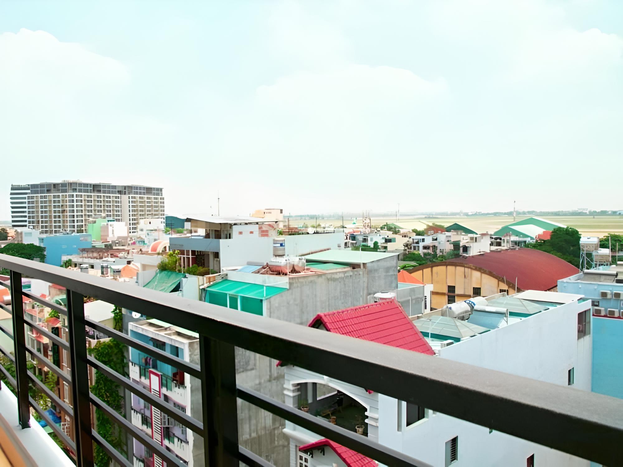 Golden Palm Hotel