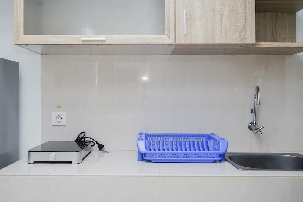Fully Furnished with Cozy Design Studio Springwood Residence Tangerang Apartment