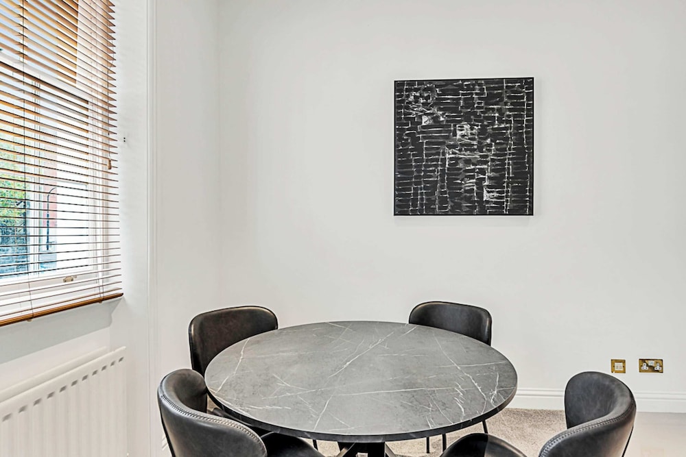 A One-bedroom Apartment Situated In Central London