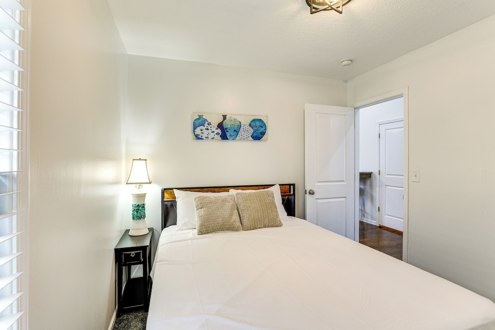Walk to Macken Park: Home w/ Fenced Yard & Patio