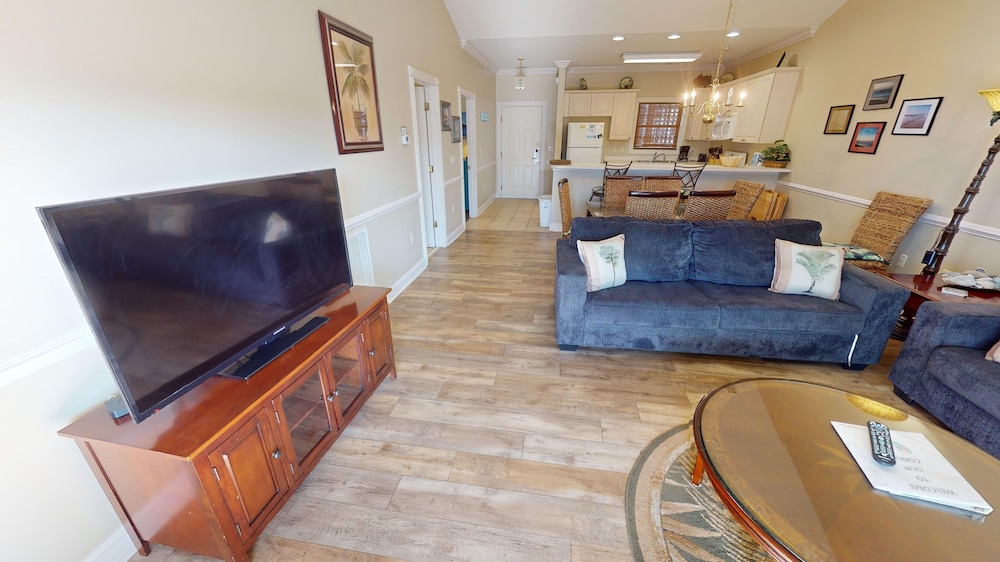 Magnolia Pointe 4877-302 2 Bedroom Condo