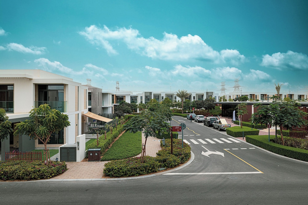 Arabian Ranches 3 Luxury 4 Bedroom Villa
