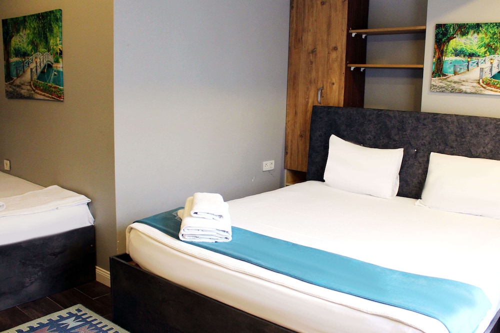 Big Life Otel - Image 16