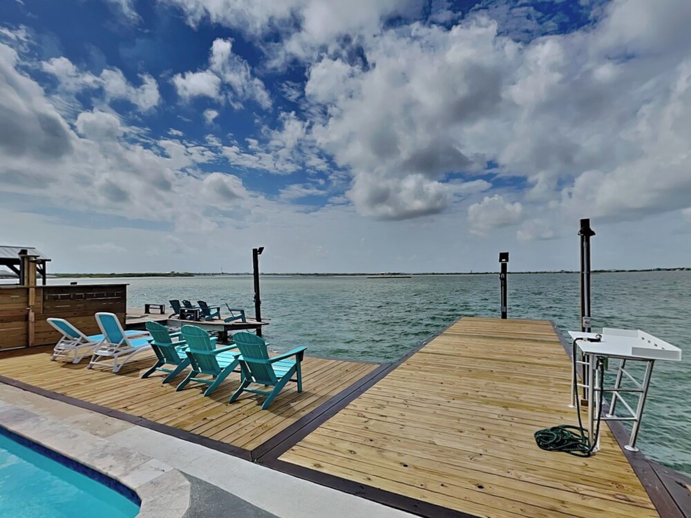 Casa Blanca by Miss Kitty’s