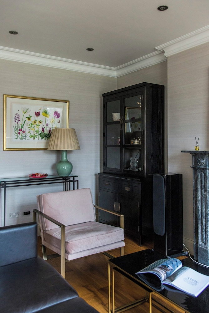 Cadogan Place IV by Onefinestay