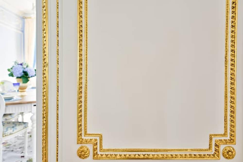 Noble Luxury Residence in the Heart of Paris