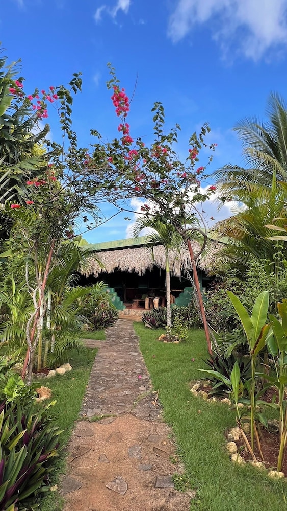 CHALET TROPICAL Hotel & Restaurant-Pizzeria