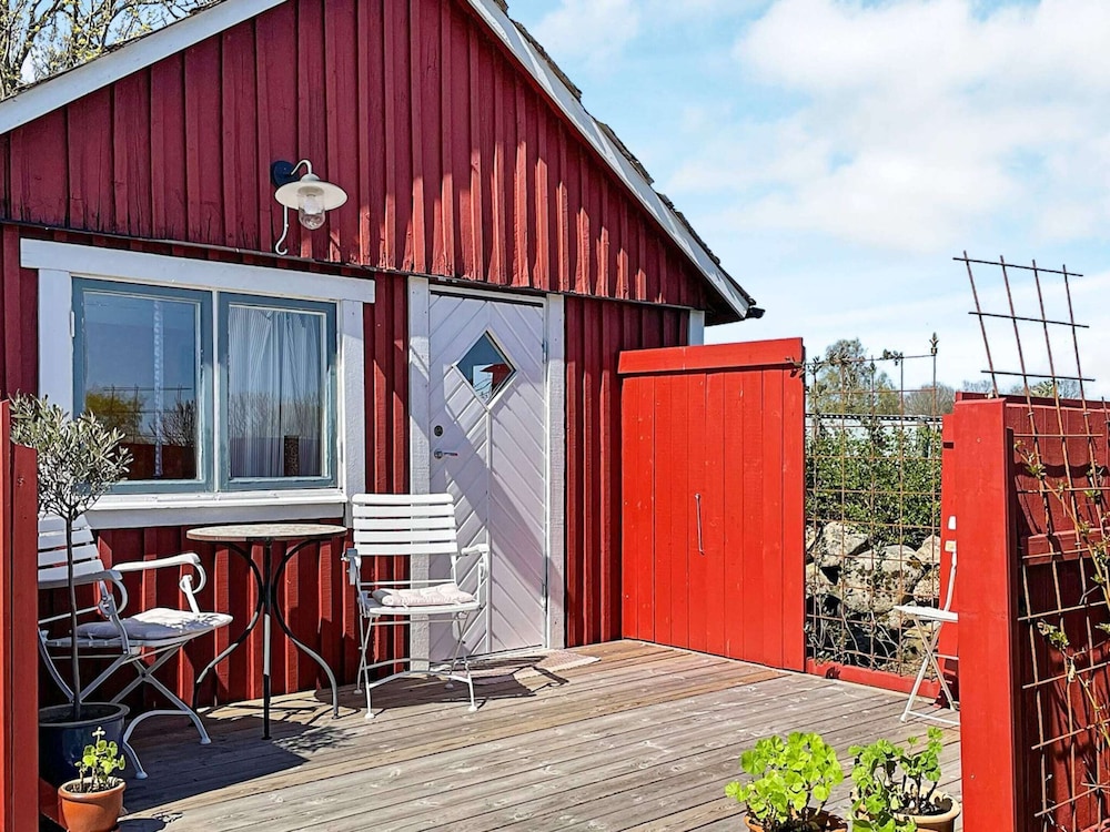 2 Person Holiday Home in Brosarp-by Traum