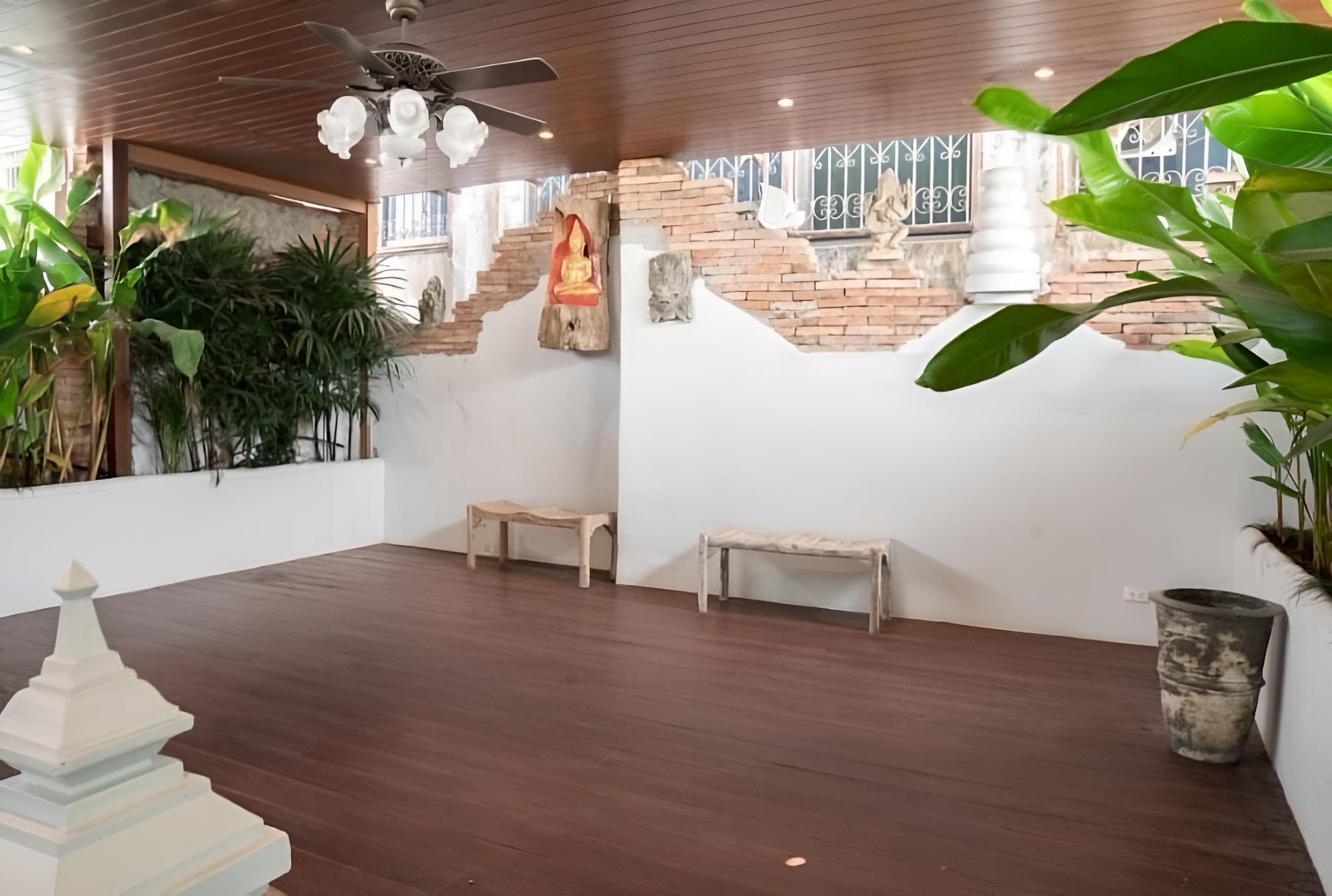 Athena Hotel Bangkok