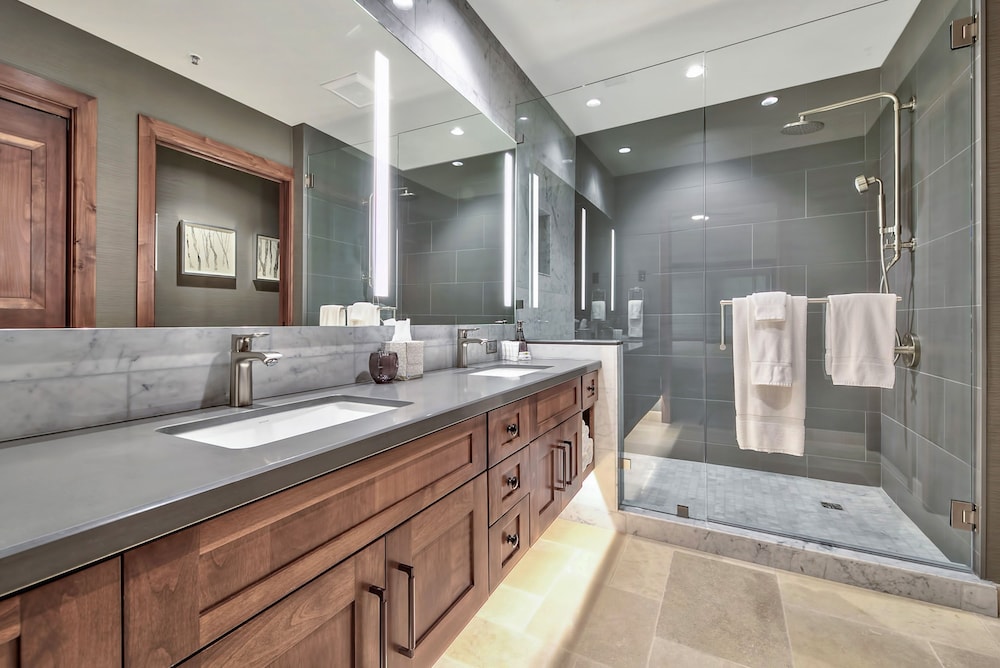 Lake Tahoe Vacations - Zalanta Resort at the Village - Property Image 11