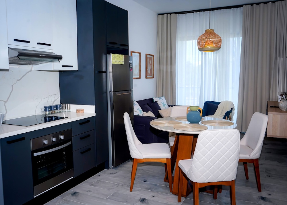 NOK Spectacular 1 BR by Vistacana Rentals