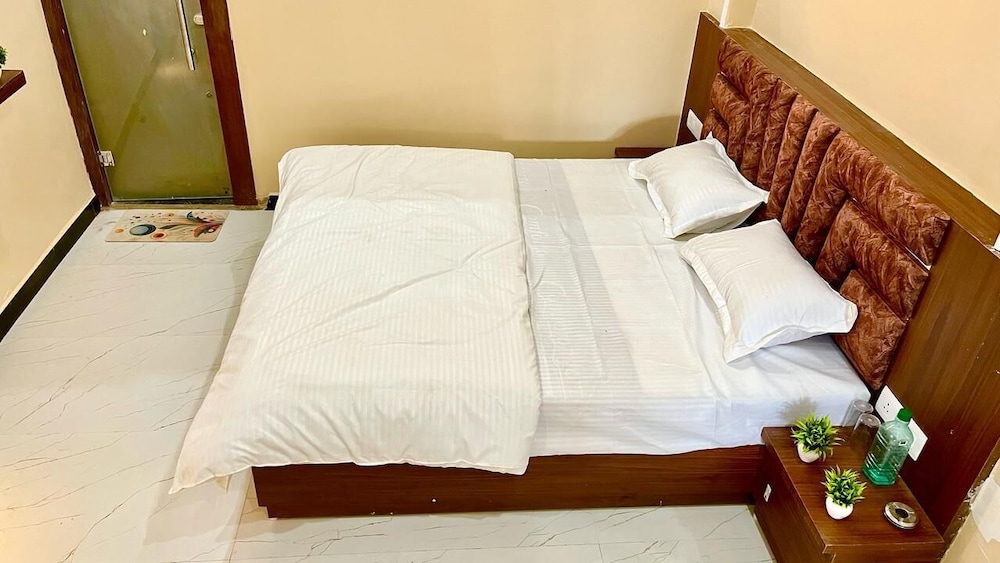 Raghav ji home stay