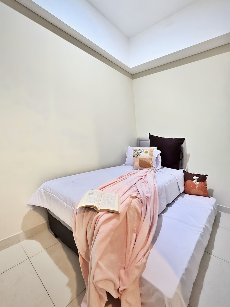 Staysanliving - Taman Anggrek Residence