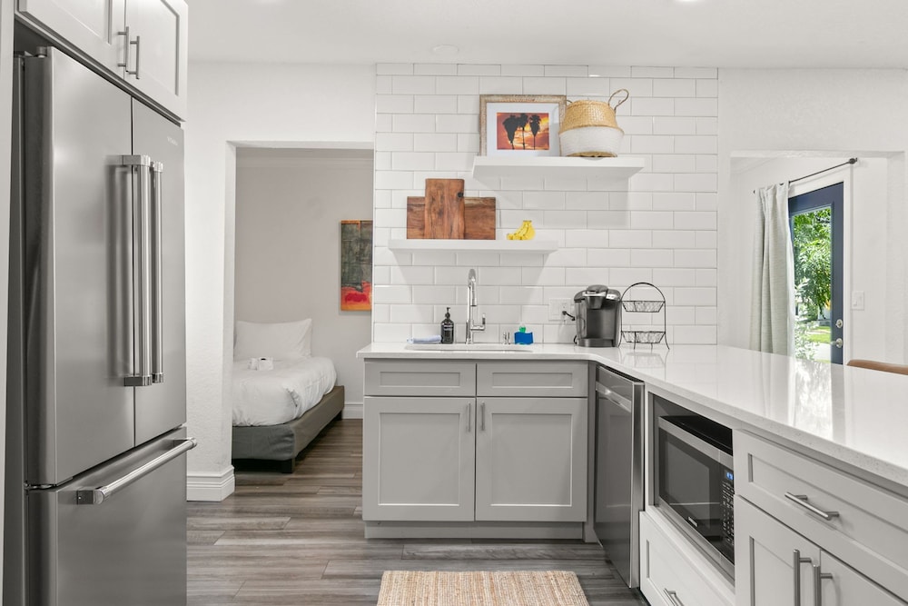 NEW Soho Sanctuary - Gorgeous Apartment Steps to S Howard Ave With Fenced Yard