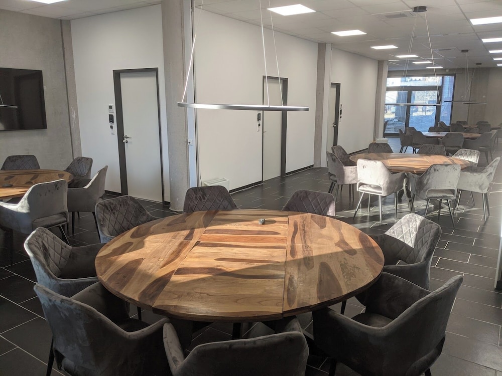 meeting & event spaces
